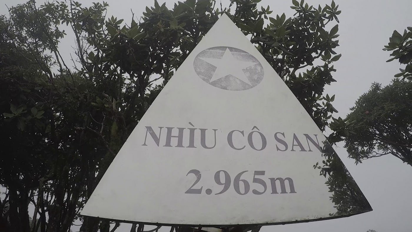 đỉnh Nhìu Cồ San 2.965m