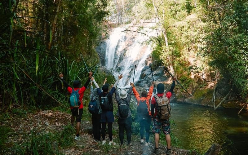 Đi trekking Tàm Thàm thời điểm nào là đẹp nhất?