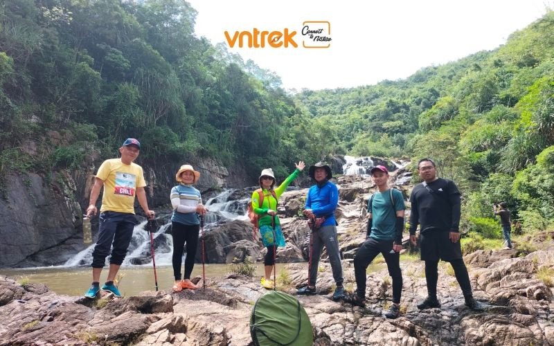 Tham gia tour trekking Tàm Thàm 2N2Đ hấp dẫn cùng Vntrek